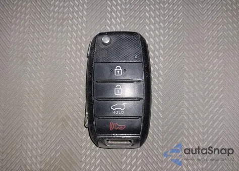 2017 Kia Sportage Lx z USA, uszkodzony, nr VIN KNDPM3AC0H7074695